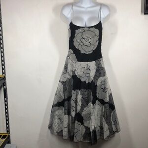 BCBGMAXAZRIA black and white floral beaded dress size 4